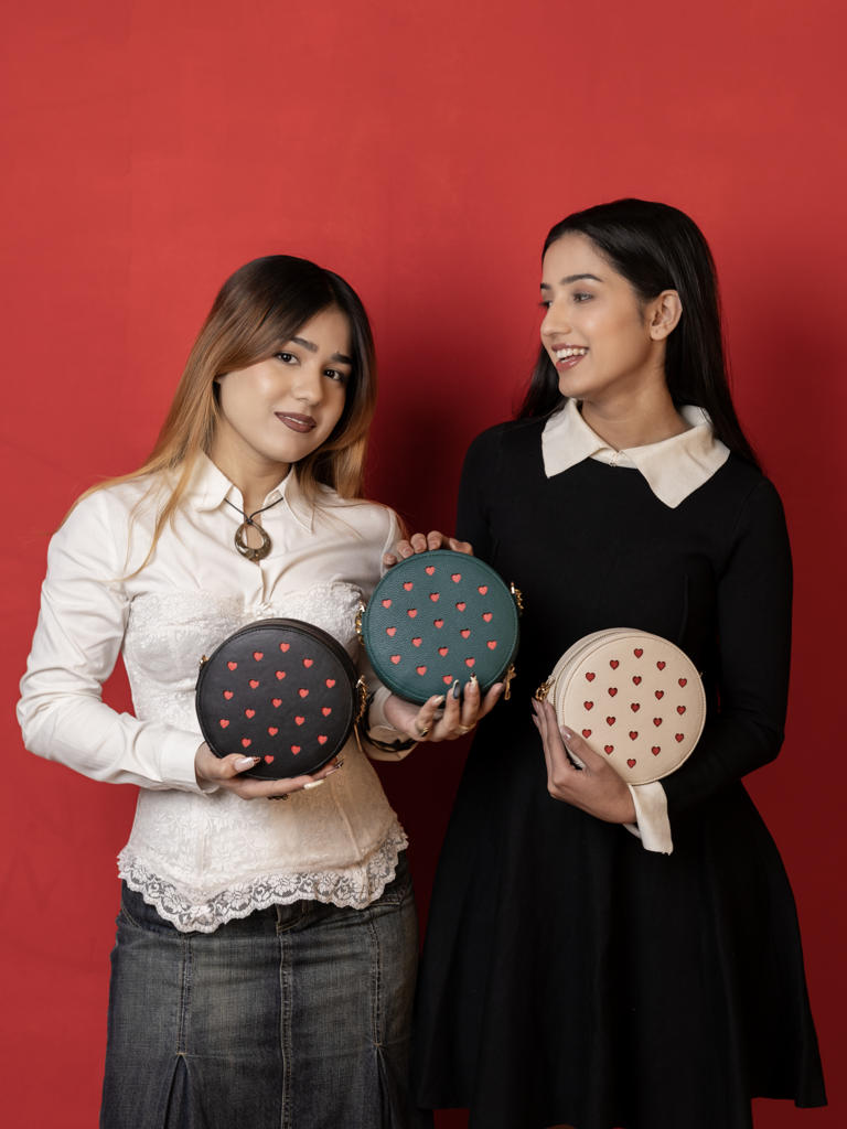 Love Pop Circle Sling Bag
