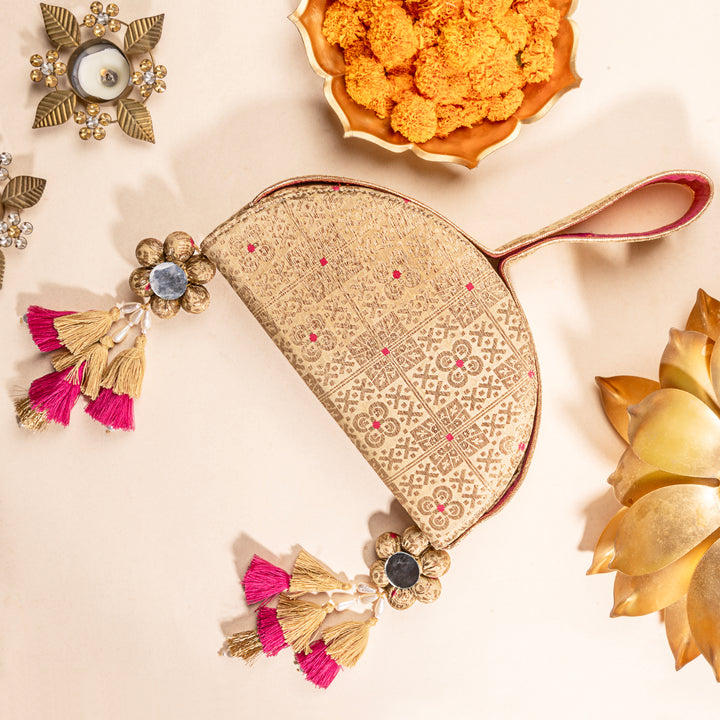 Chanda - The Half Moon Bag - Suave Bags  