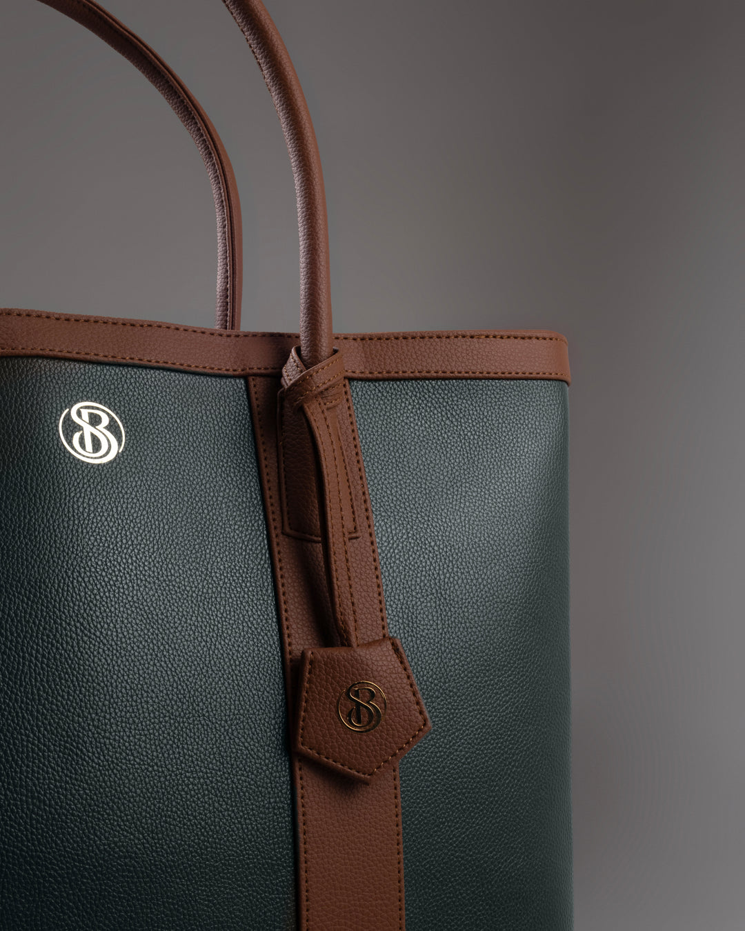 The Cambridge Classic Tote - Olive / tan Combo - Suave Bags  