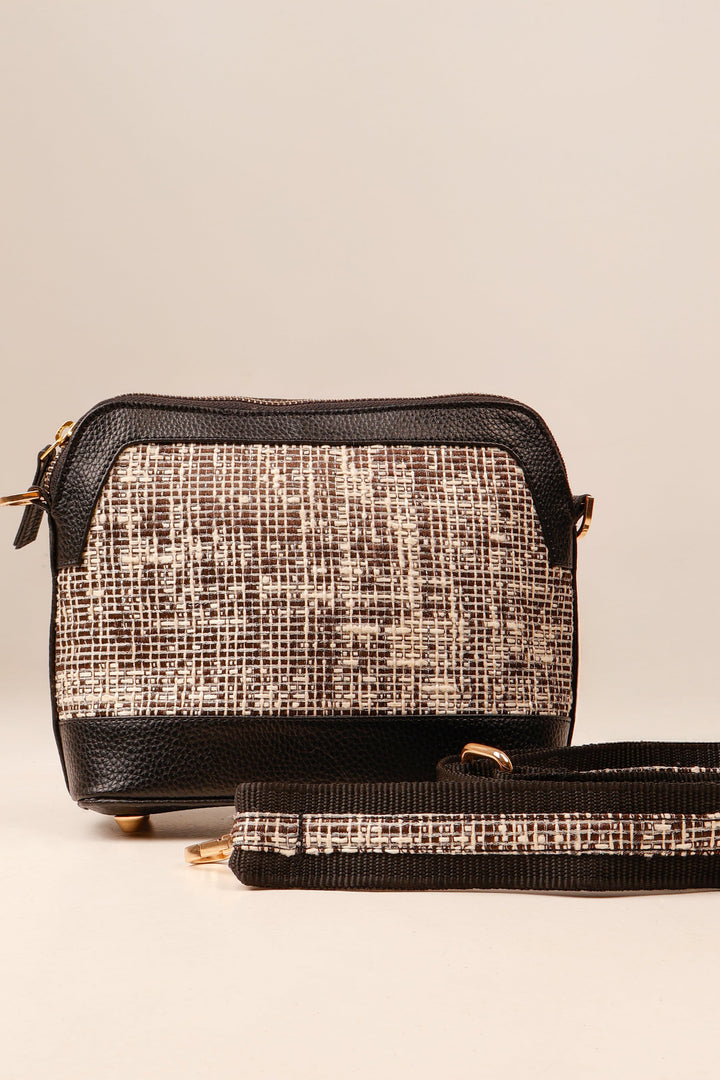 Black Savannah Crossbody Bag - Suave Bags  