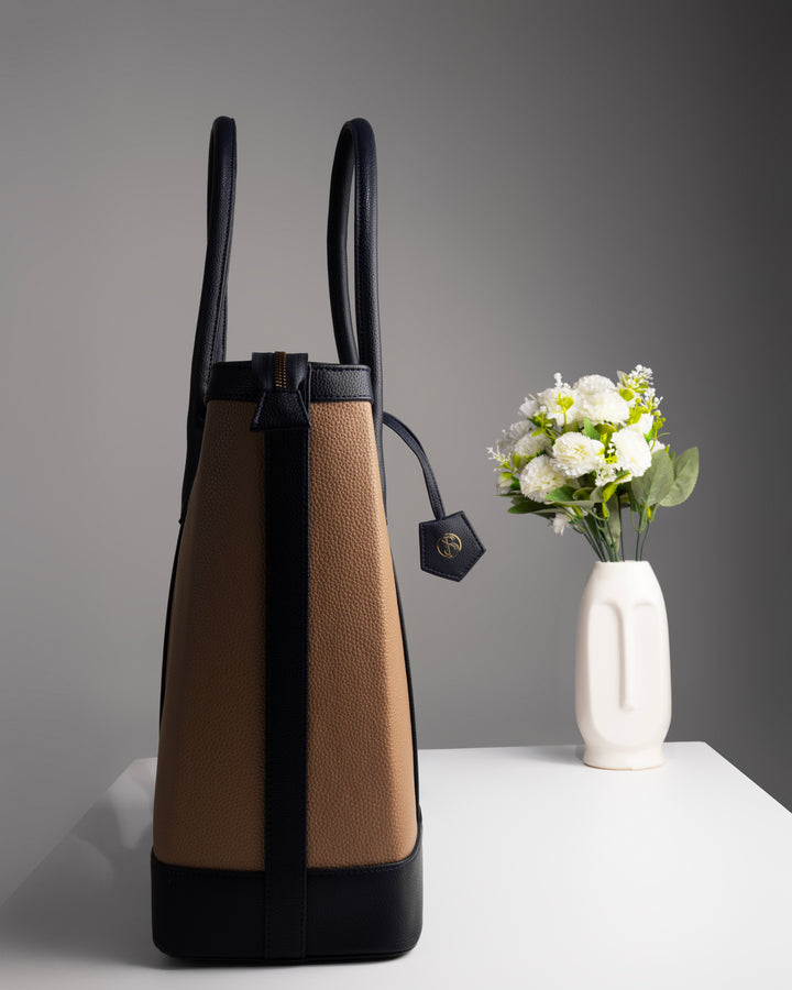 The Cambridge Classic Tote-Beige / navy combo - Suave Bags  